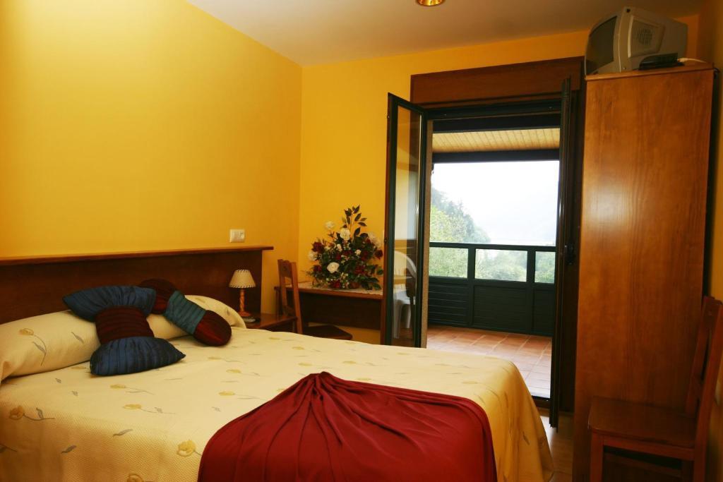 Hotel Restaurante Канеро Номер фото